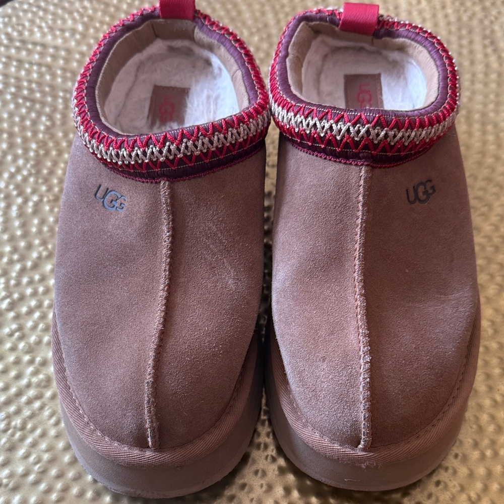 UGG Tan Suede Slippers with Red Accents